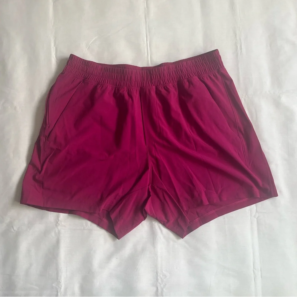 Lululemon. Mens. Size Large. Pace Breaker, linerless shorts. 5” inseam. - Picture 2 of 4